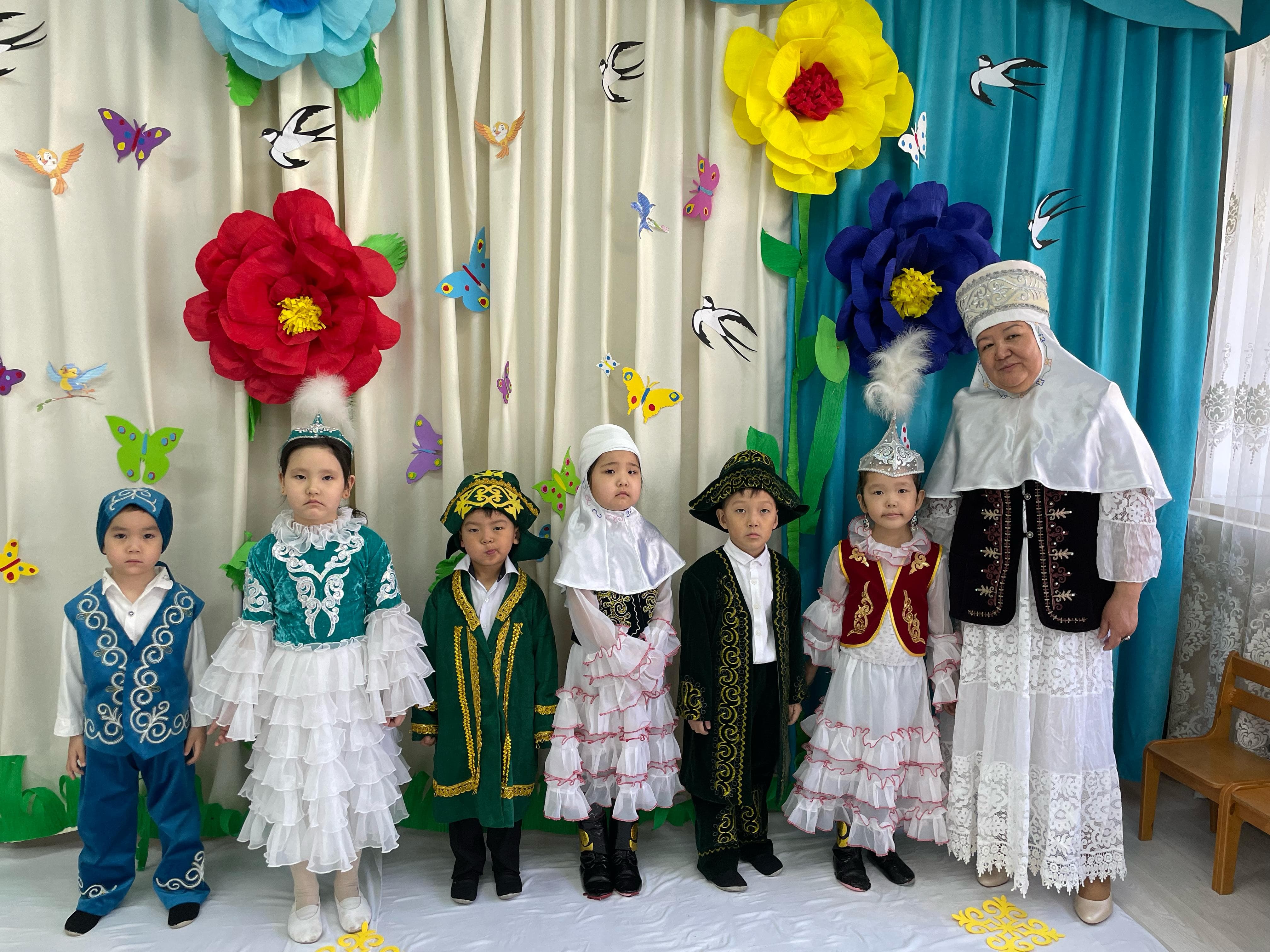 18 наурыз- ұлттық киім күні!